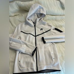NIKE TECH FLEECE HOODIE